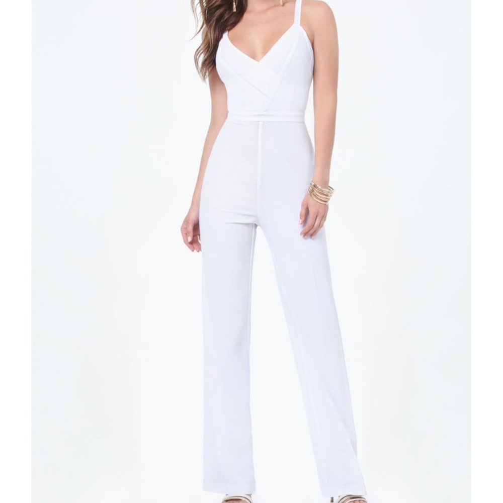 Bebe Cutout Back Jumpsuit SZ XS in White